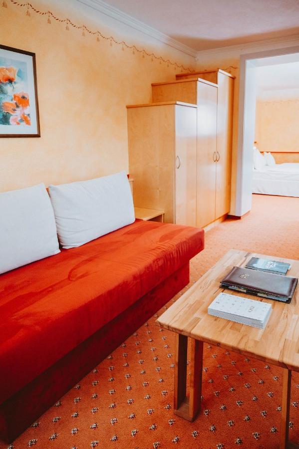 Hotel Bruecklwirt نيكالسدورف المظهر الخارجي الصورة